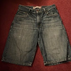 Levi 569 loose straight jorts